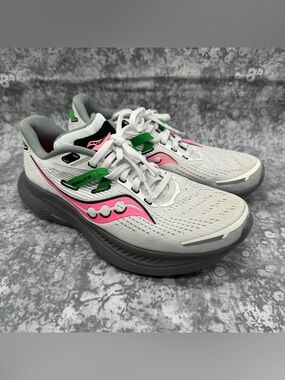 Saucony Women's Guide 16 sneakers
